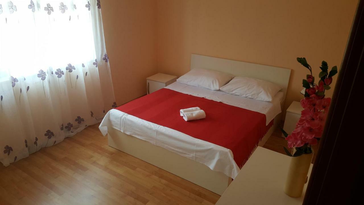 Apartmani Goga Стариград-Пакленица Екстериор снимка