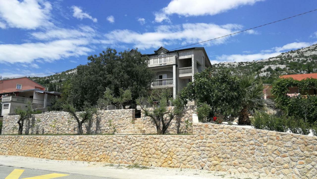 Apartmani Goga Стариград-Пакленица Екстериор снимка